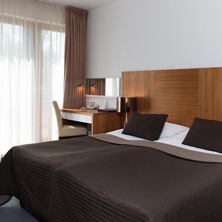 Bazuny Hotel&Spa Kościerzyna Exteriör bild